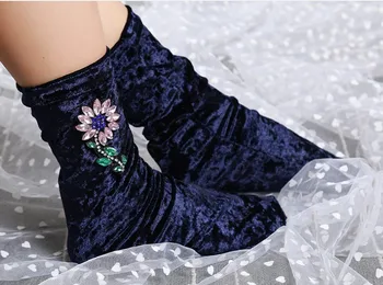 חדש הגיע קוריאה סגנון אופנה באיכות גבוהה יהלום פרחים קטיפה נצנצים גרביים נשים בחורף קטיפה גרביים ערימה ערימה גרביים