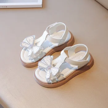2023 חדש ריינסטון עניבת הפרפר ילדים נעלי סנדלי בנות נעלי קיץ לילדים שטוח סנדלים עקב הנסיכה נעליים 2To 8 שנים